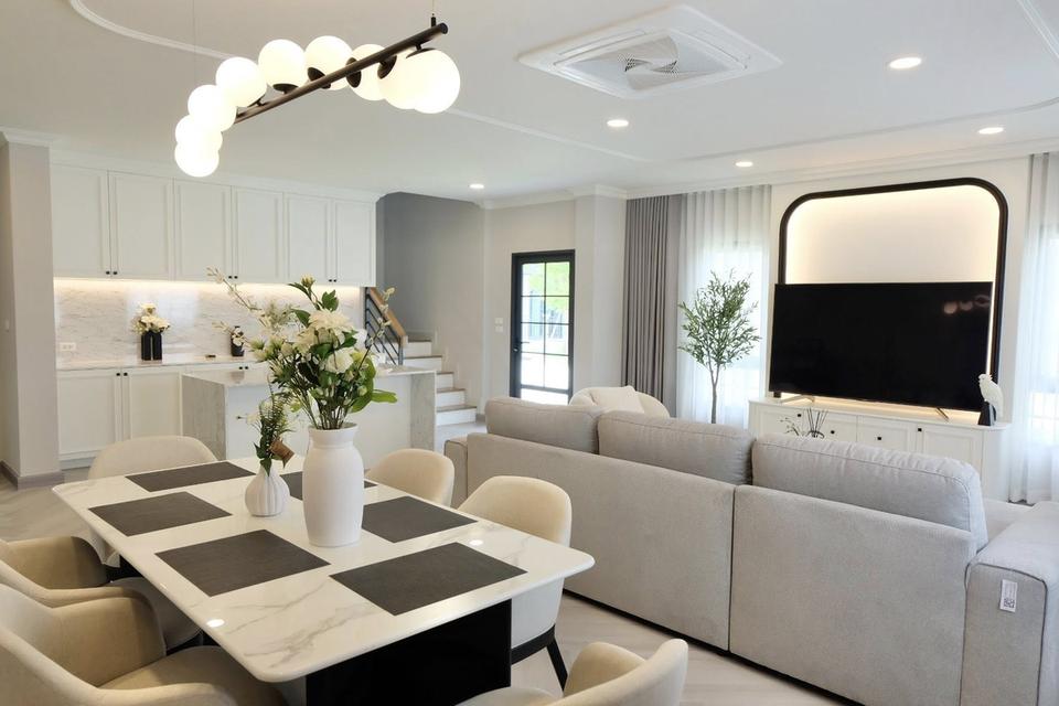  ขาย บ้านเดี่ยว หรู Centro Bangna  ติด Mega Bangna  บ้านเดี่ยวสุดพรีเมียม บนทำเลดีที่สุดของบางนา 9