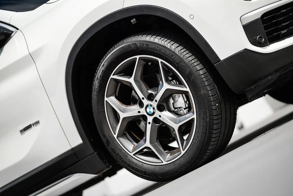 BMW X1 sDrive18i xLine ปี 2016 รูปที่ 7