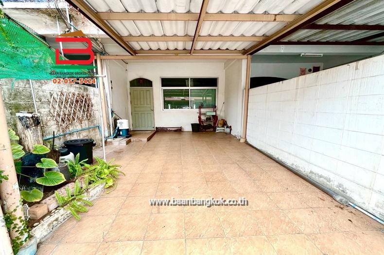ทาวน์เฮาส์ หมู่บ้าน สุขสบายวิลล่า เนื้อที่ 25 ตรว. ถนนลาดพร้าว แขวงคลองเจ้าคุณสิงห์ เขตวังทองหลาง กรุงเทพมหานคร 4