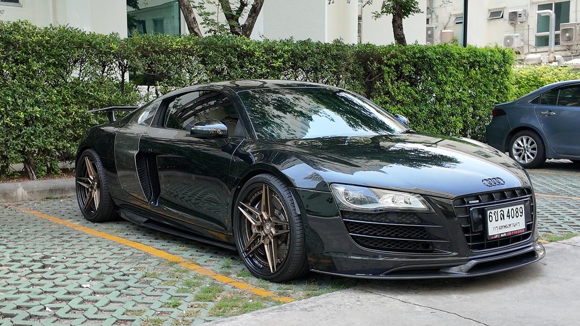 Audi R8 V10 FSI Supercars