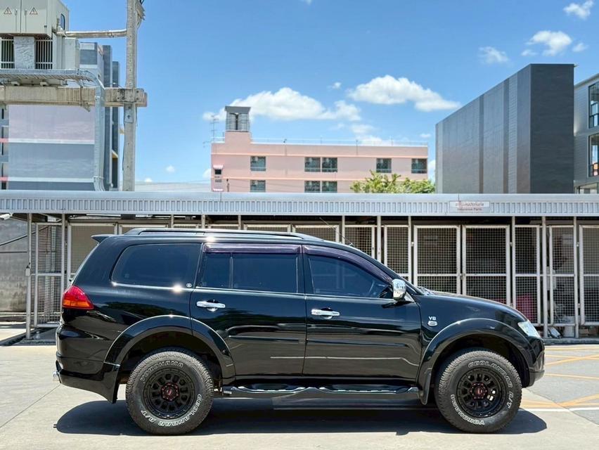 MITSUBISHI PAJERO SPORT 3.0 V6 TOP ปี 2013 สีดำ แก๊สLPG 3