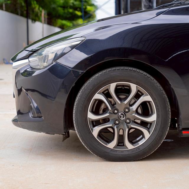รหัสรถ 12AT9280 📌 Mazda 2 1.5 Skyactiv XD Sports High Plus | ปีจด : 2017 6