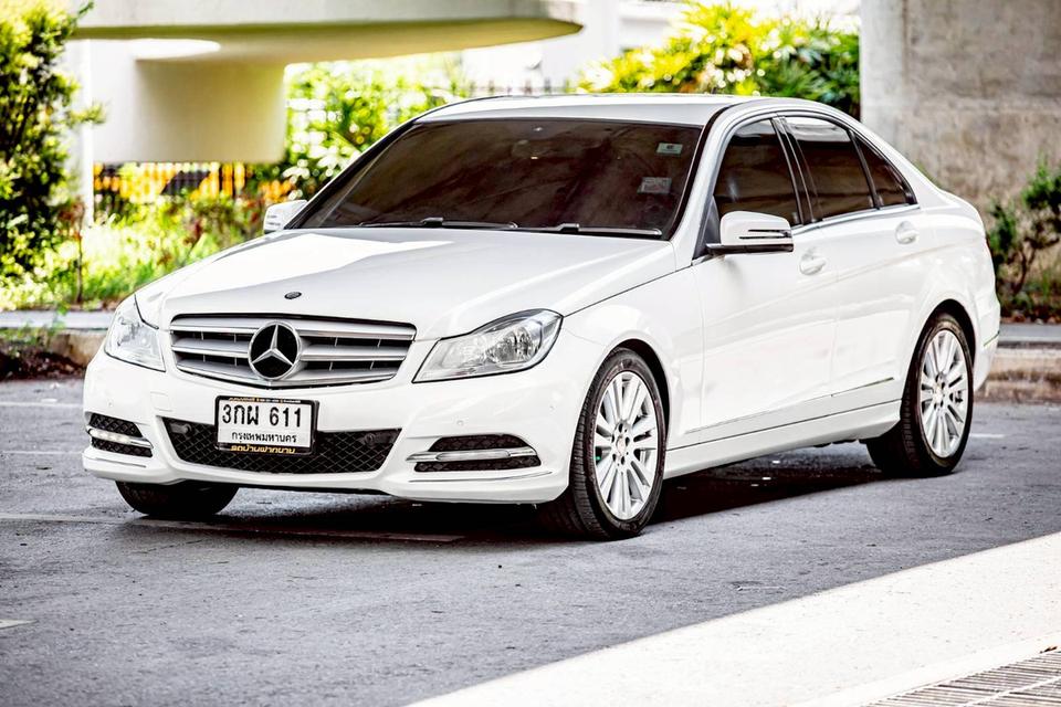 BENZ C-CLASS C220 CDI ELEGANCE ดีเซล ปี 2014 โฉม W204 สีขาว 