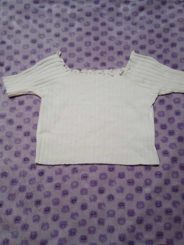 เสื้อปาดไหล่