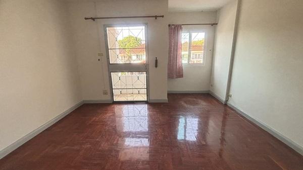 ขายทาวน์เฮ้าส์ 2 ชั้น ฟรีโอน หมู่บ้าน สิรีนเฮ้าส์ วัชรพล รีโนเวทใหม่ พร้อมอยู่ ใกล้ทางด่วนรามอินทรา โทร 086-3744534 10