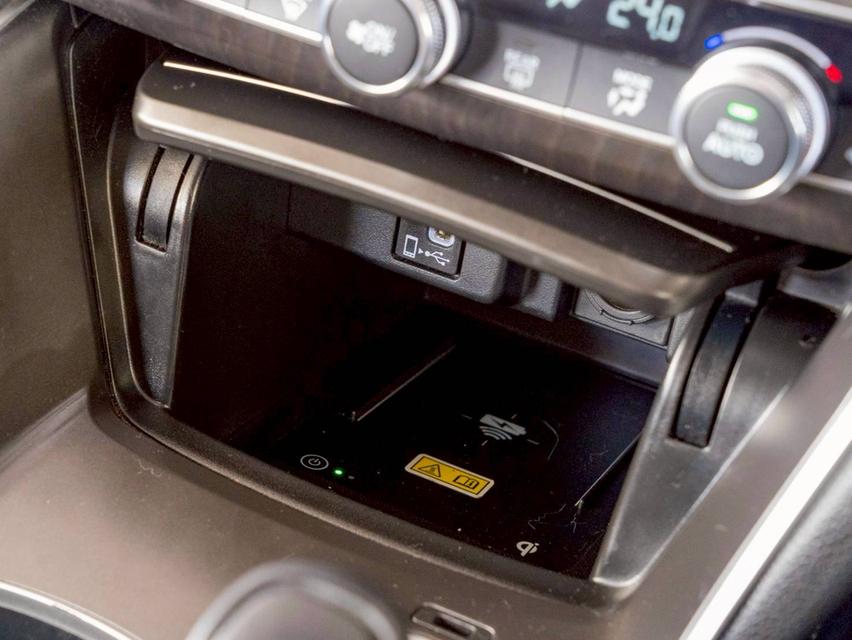 HONDA ACCORD 2.0 HYBRID TECH ปี จด 2021 10