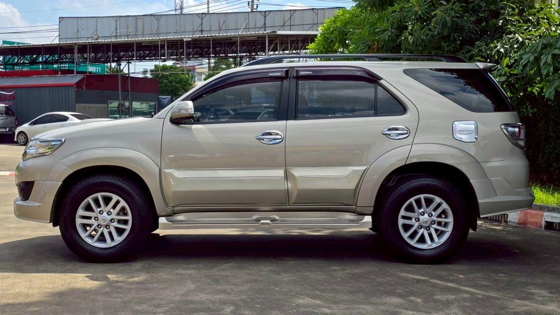TOYOTA FORTUNER, 2.5 G ปี 2013 โฉม ปี11-15 7