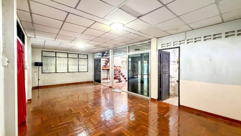 บ้านเดี่ยว 65 ตร.วา ซอยลาดพร้าว 48 ทำเลดี เดินทางสะดวก 4