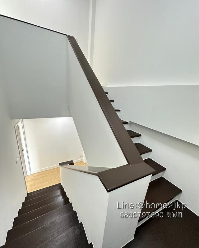 ทาวน์โฮม 4 ชั้น ลาดพร้าว 110 ทาวน์โฮมดีไซน์โมเดิร์น ทำเลลาดพร้าว 18