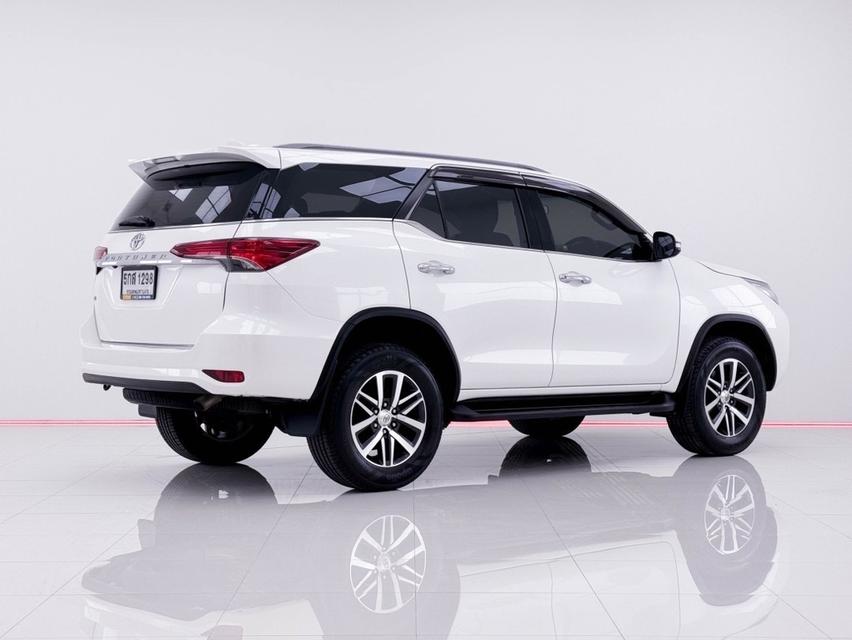 รหัสรถ 6A833 FORTUNER 2.8 V 2017 3