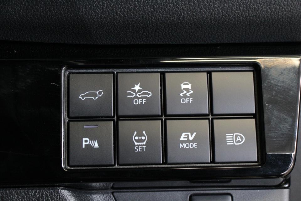 รหัสรถ TKG3203 TOYOTA YARIS CROSS 1.5 HEV PREMIUM LUXURY ปี 2024