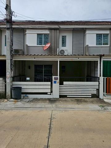 ให้เช่าทาวน์เฮ้าส์ 2 ชั้น หมู่บ้านพฤกษา 86 ถนนศรีวารีน้อย ตำบลศรีจรเข้น้อย อำเภอบางเสาธง สมุทรปราการ