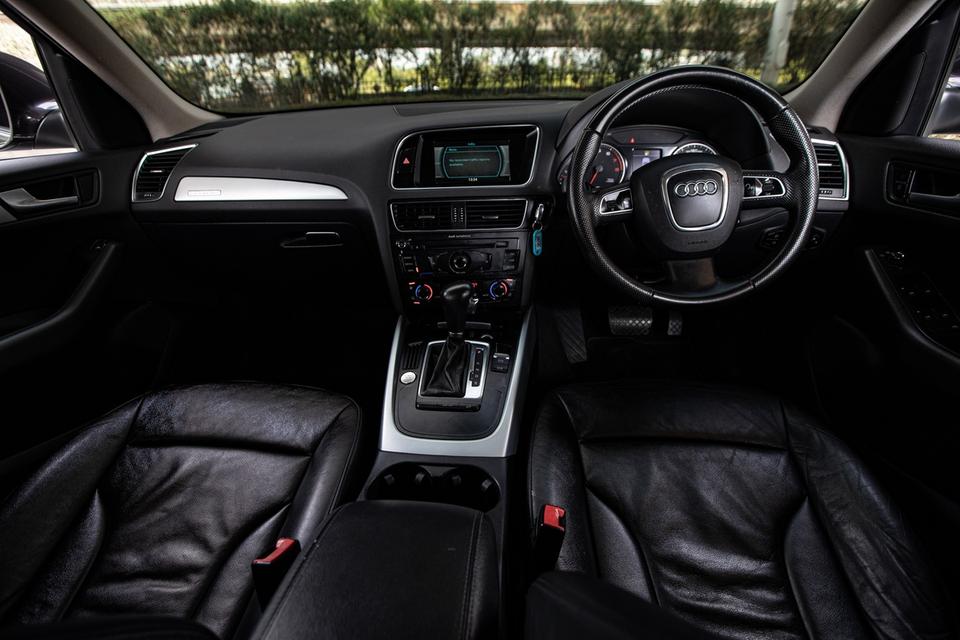 ขาย Audi Q5 2.0T Fsi Quattro ปี10 10
