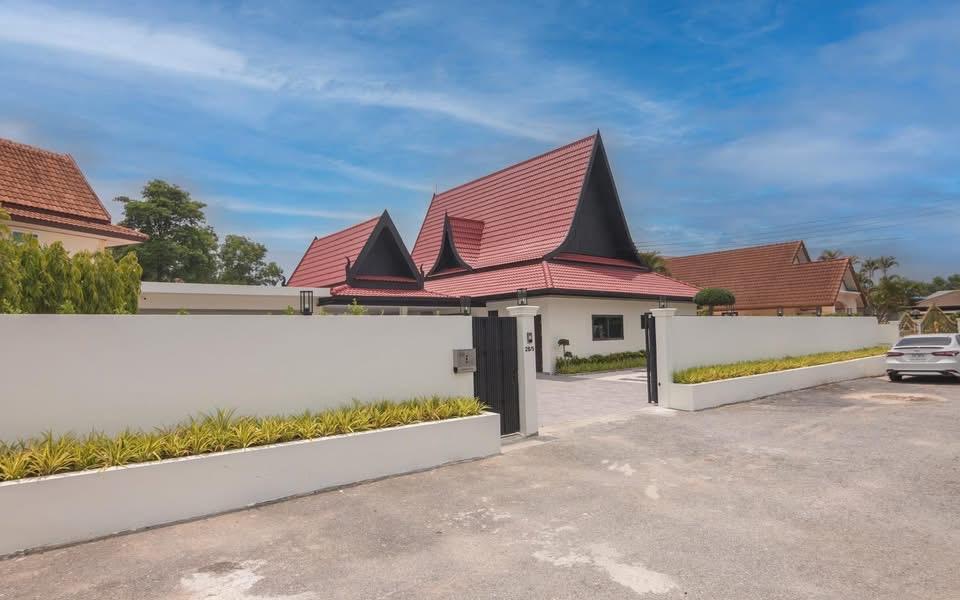 Pool Villa Mabprachan Lake Pattaya For Sale  3
