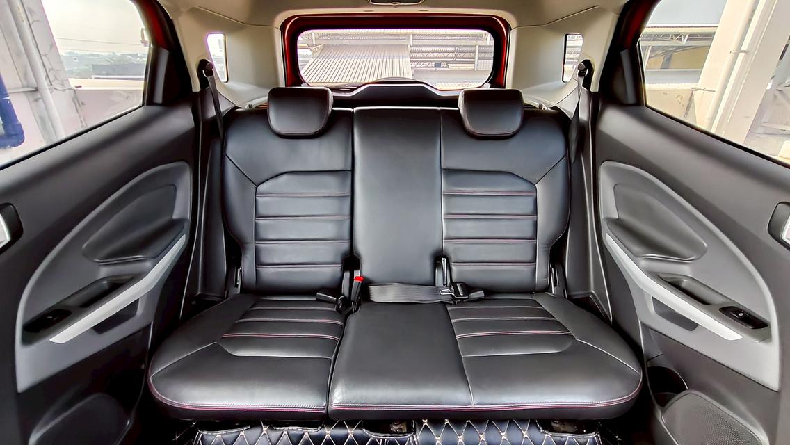 FORD EcoSPORT 1.5 Titanium TOP Sunroof 6A/T ปี 2014 ไมล์ 103,000 กม.