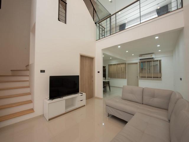 P265 ให้เช่า ทาวน์โฮม 3.5 ชั้น สไตล์ Japanese Modern Loft  ชิเซน พัฒนาการ 32 2