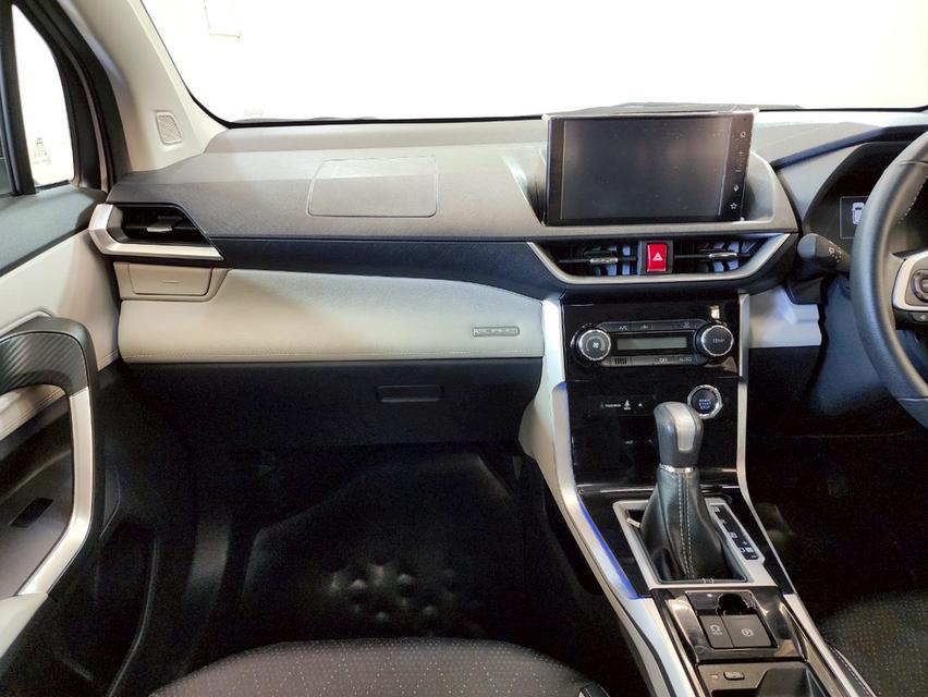 Toyota Veloz 1.5 Premium ปี2023 [Test drive car] เลขไมล์ 1,431 กม. 13