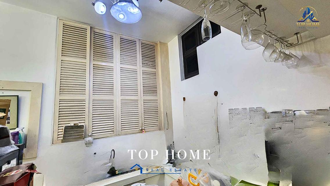 ขายด่วน ทาวน์โฮม 3 ชั้นขนาดใหญ่ ลาดพร้าว 101 ซอย 5 10