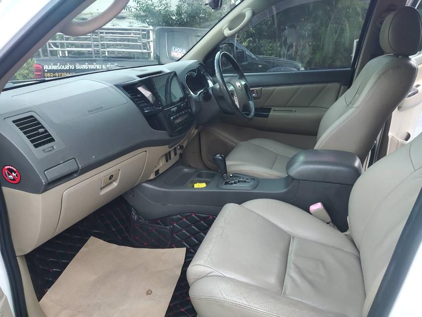 ขาย ปี 12 Toyota Fortuner 2.7 V รูปที่ 9