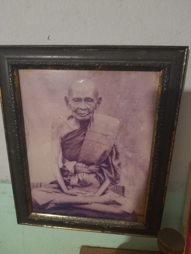 รูปภาพพระพร้อมกรอบและผ้ายัย รูปที่ 5