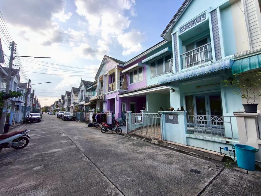 บ้านฟ้าปิยรมย์ เฟส 1 ลำลูกกา-คลอง 6 ถนนลำลูกกา ต.บึงคำพร้อย อ.ลำลูกกา จ.ปทุมธานี 2