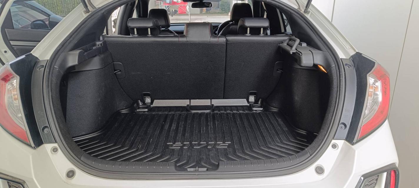 ขาย Honda Civic Hatchback 1.5 Turbo RS (ตัวท็อป) รูปที่ 5