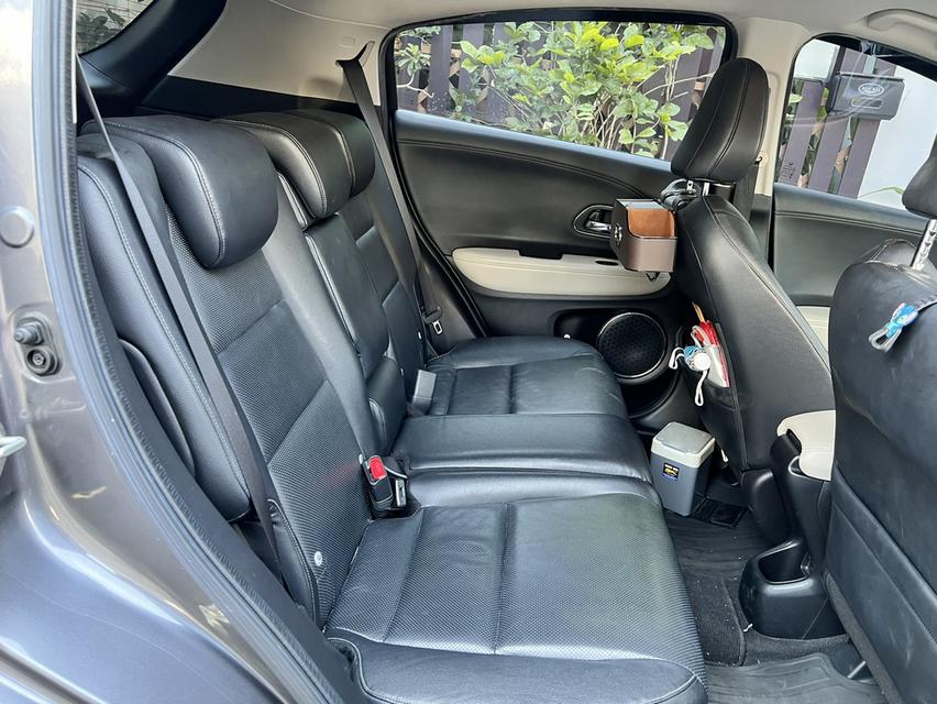 Hr-v 1.8 EL ปี 19 เจ้าของขายเองค่ะ 7