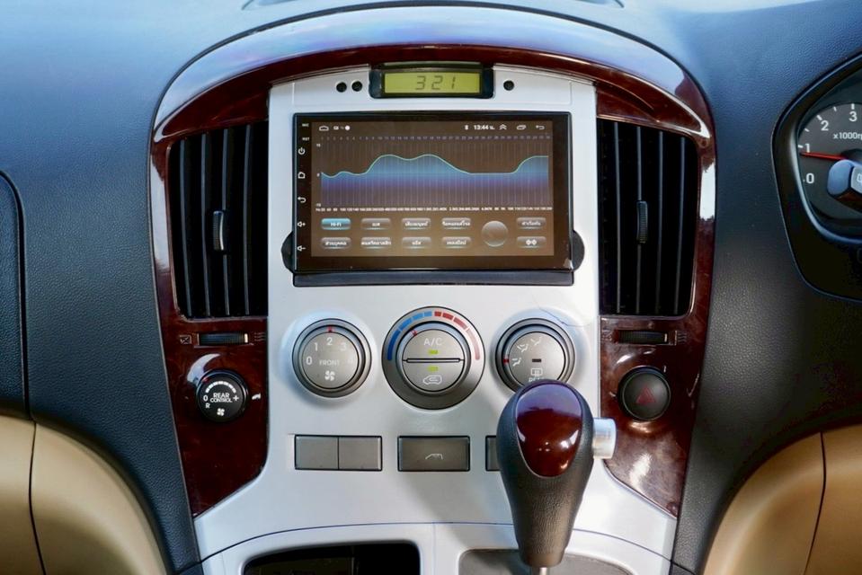 Hyundai Grand starex 2.5 Vip 7 ที่นั่งเครื่องยนต์: ดีเซล เกียร์: ออโต้  ปี : 2011 สี: เทา 19