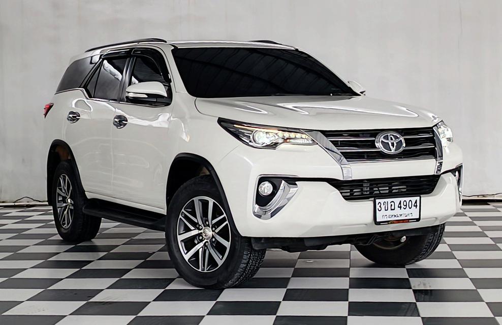 รถยนต์มือสองสภาพพร้อมใช้งาน 6