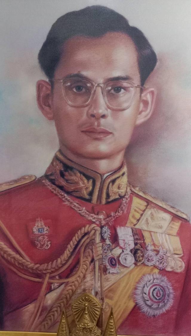 232.ภาพพิมพ์พระบรมสาทิสลักษณ์ ในหลวงรัชกาลที่9 2