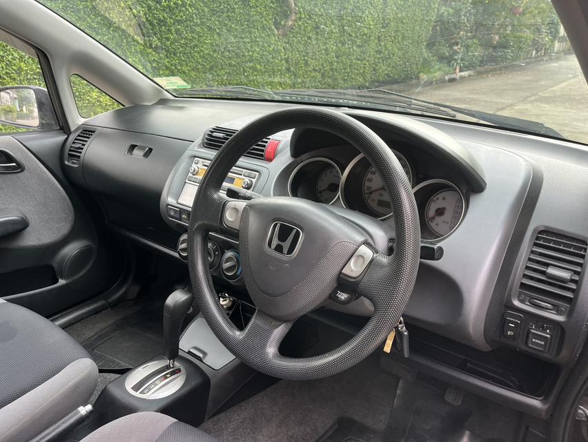 Honda Jazz GD 1.5 IDSI ปี 2006 ขายตามสภาพ 10