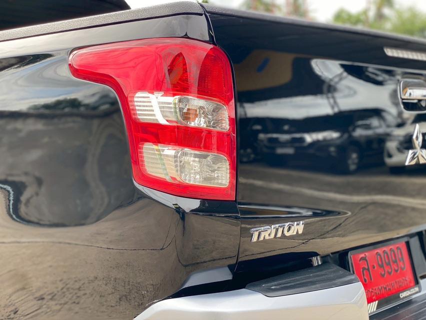 Mitsubishi TRITON 2.5 MEGACAB ปี 2018 สีดำ  ไมล์ 38,xxx km 18