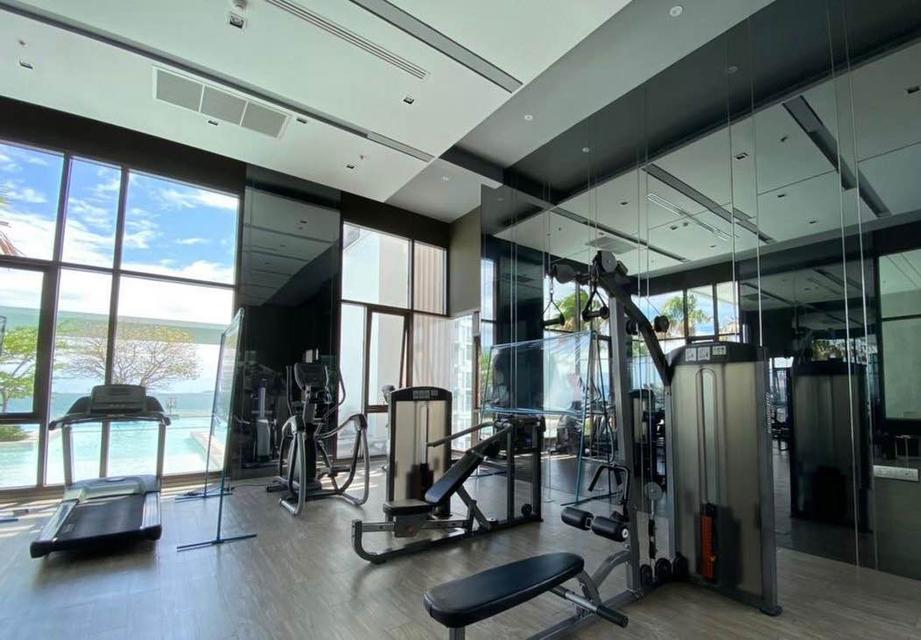 Selling Aeras Beachfront 5.6 million 12