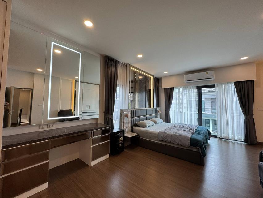 ขาย/ให้เช่า บ้านเดี่ยวหรู The City บางนา 351 ตร.ม. แปลงมุมถนนเมน ฮวงจุ้ยจัดเต็ม 800 ม. ถึงเมกาบางนา 6
