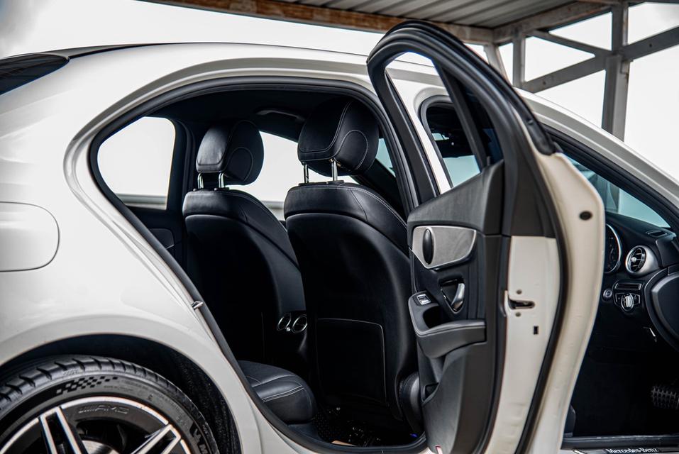 Benz C300e AMG Dynamic W205 ปี 2022 รูปที่ 16