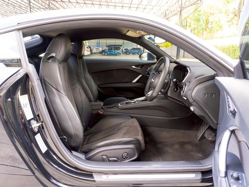 Audi TT Coupe 45TFSI Quattro S line ปี 2018 11
