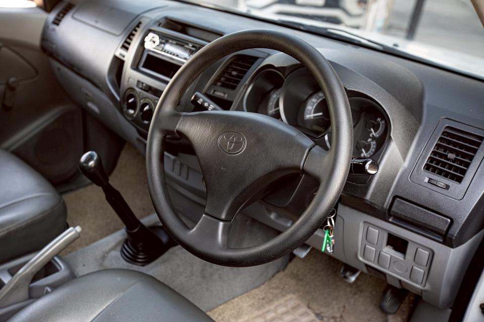 Toyota Vigo Cab 2.5 J ดีเซล ปี 2005 สีขาว มือเดียวป้ายแดง 1 ใน100 15