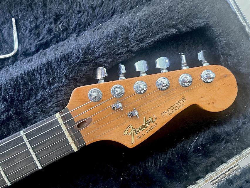 กีต้าร์ Fender American standard Stratocaster 1989 USA 2