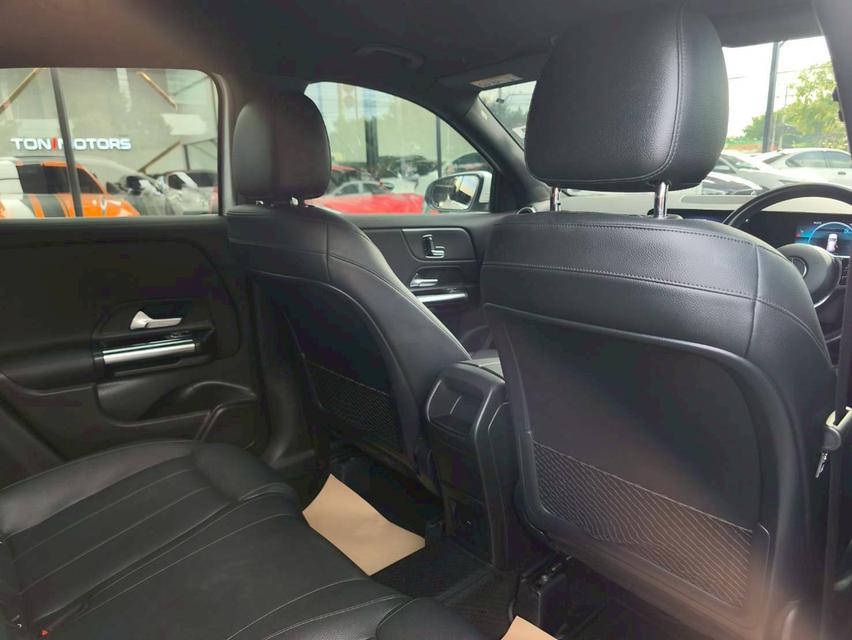 รหัสรถ KPV8478 2021 BENZ GLA-200 AMG DYNAMIC  7