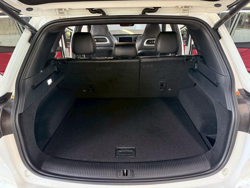 MG HS 1.5 Turbo X Sunroof AT ปี 2020 18