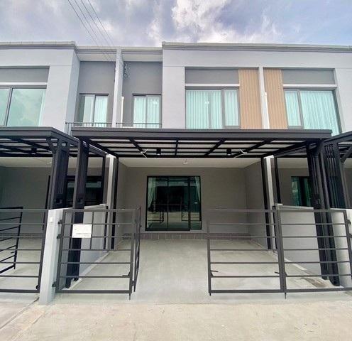 PB5362 ให้เช่าทาวน์เฮ้าส์ ย่านบางนา โครงการ พลีโน่ สุขุมวิท-บางนา 2 ใกล้ Mega Bangna