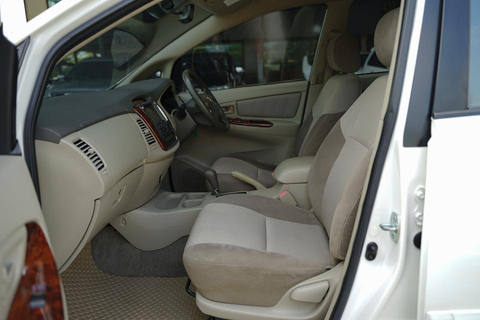 2013 TOYOTA INNOVA 2.0G OPTION 8