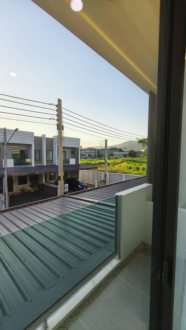 🏡 ทาวน์โฮมสองชั้นในโครงการ พร้อมระบบรักษาความปลอดภัย #เมืองเชียงใหม่ ราคาเพียง 25,000 บาท/เดือน ✨ 清迈联排别墅出租 3 卧室 3 卫生间 – 租金 25,000 泰铢/月 ✨ 2