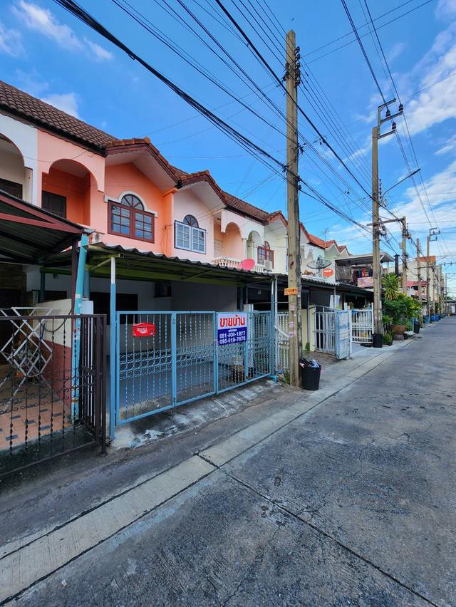 ทาวน์เฮ้าส์ ม.เฉลิมสุข12 ซ.พหลโยธิน55 ถ.พหลโยธิน แขวงอนุสาวรีย์ เขตบางเขน 3