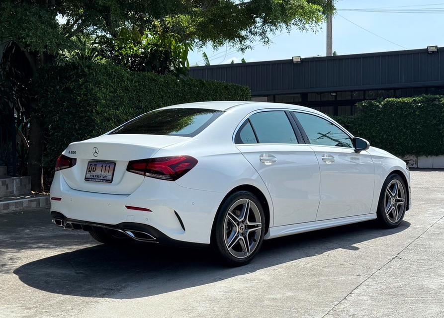 2023 BENZ A200 AMG รถมือเดียว สภาพป้ายแดง รถวิ่งน้อยเพียง 4X,XXX กม เข้าศูนย์ทุกระยะ ไม่เคยมีอุบัติเหตุครับ