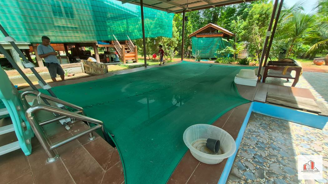 ขาย ที่ดิน ทำเลดี ใกล้ถนนใหญ่ ดอนมะโนราห์ อ.บางคนที จ.สมุทรสงคราม 3 ไร่ 18.4 ตรว พร้อมต้นมะพร้าวน้ำหอม 4
