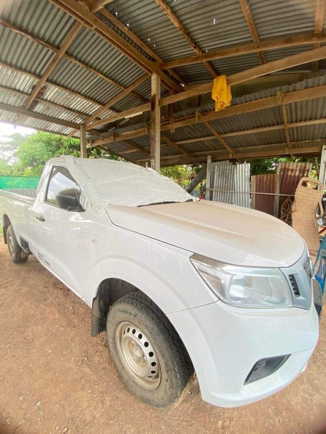  Nissan Navara 