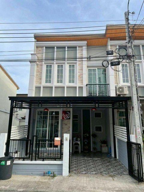  ให้เช่าทาวน์เฮ้าส์ 2 ชั้น โครงการ โกลเด้น ทาวน์ บางนา-สวนหลวง