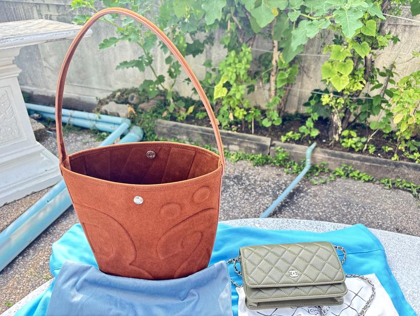 กระเป๋าสะพายของผู้หญิง