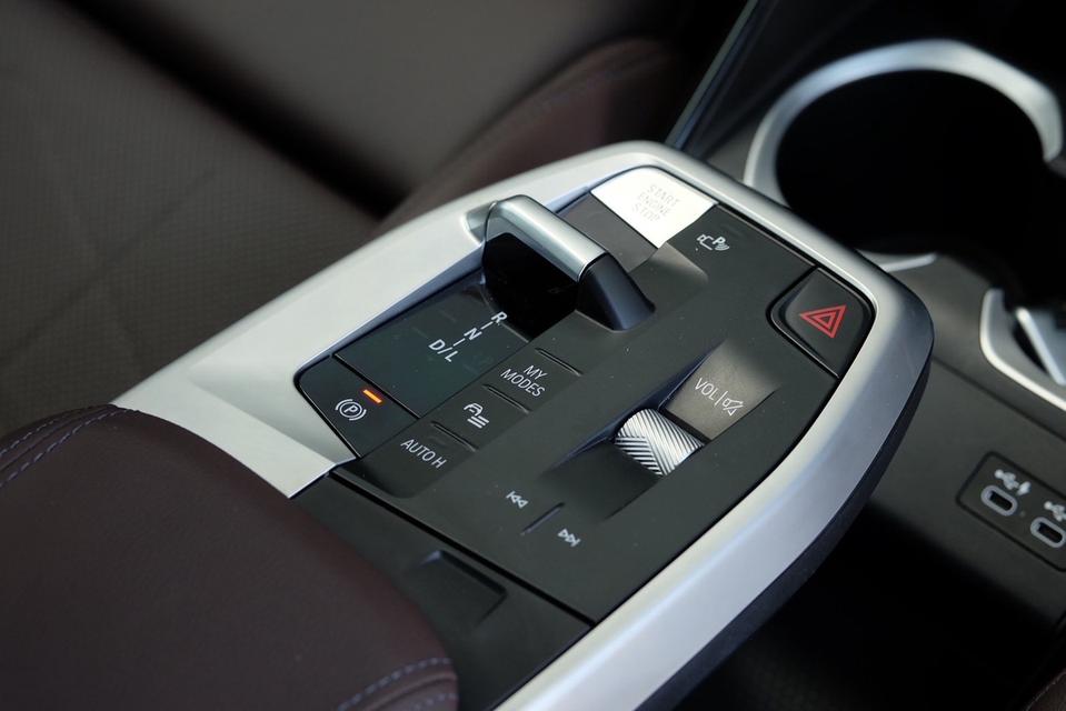 BMW X1 sDrive 18i x Line ปี 2023 แท้ไมล์ 17,xxx km. มือเดียว รถสวยมาก รูปที่ 14